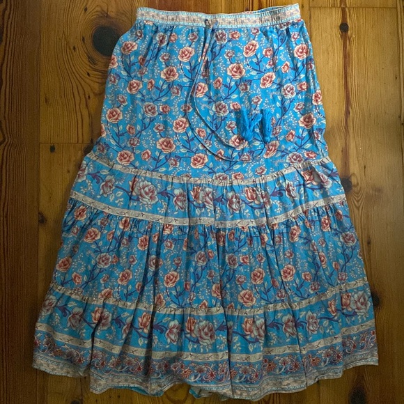 Arnhem Bella Rosa Midi Skirt in Olympia - Picture 3 of 8